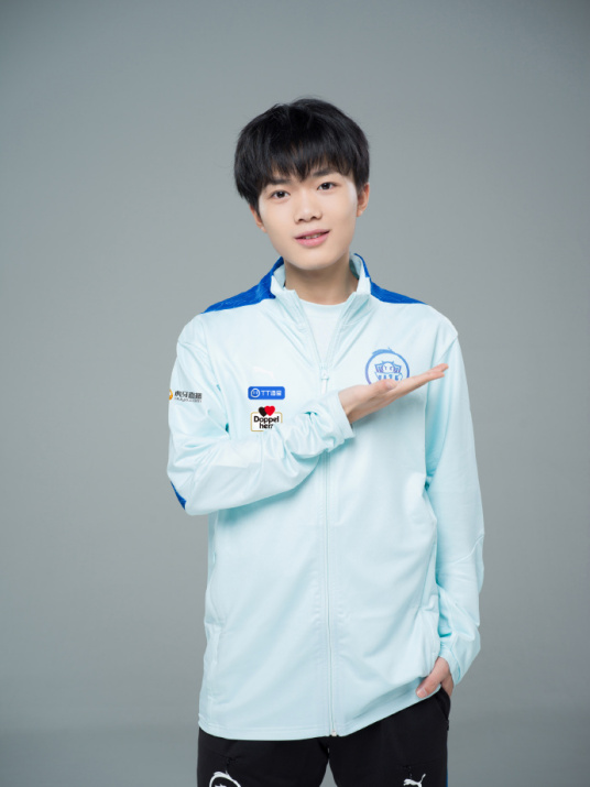 清清 吴金翔 小马