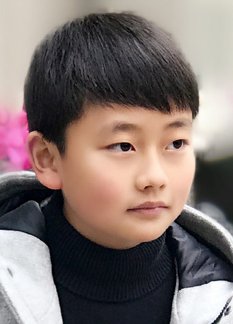 康钰潇 Yuxiao Kang