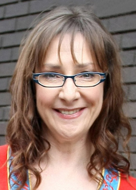 宝琳·麦克林 Pauline McLynn Pauline McGlynn Pauline Mcglynn Pauline Mclynn