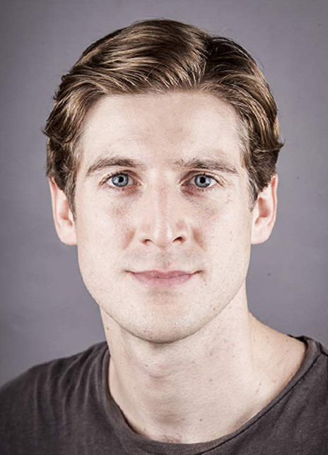 汤姆·斯托顿 Tom Stourton