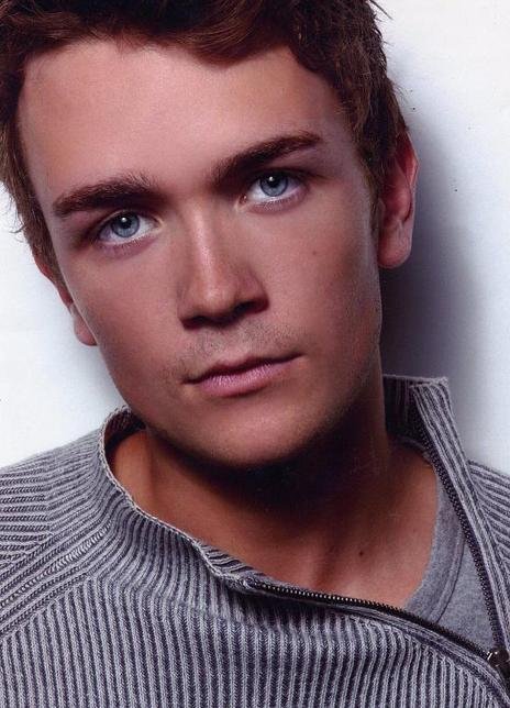 埃姆雷斯·库珀 Emrhys Cooper 埃姆里斯·库珀 Emrhys Matthew Cooper