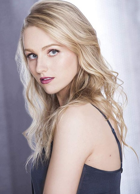 卡桑德拉·波滕扎 Cassandra Potenza