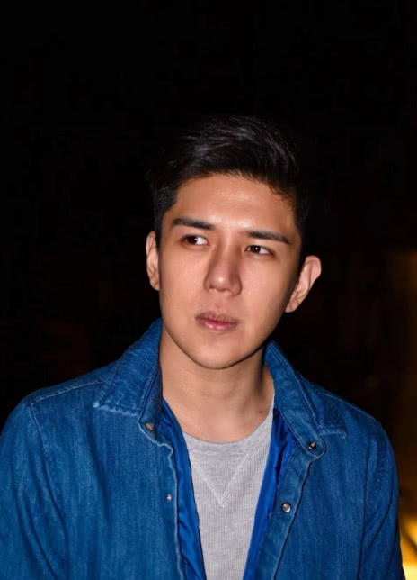 胡㻗 Fei Wu 罗骏宇