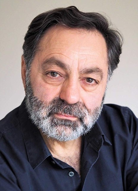 纳赛尔·米马齐亚 Nasser Memarzia