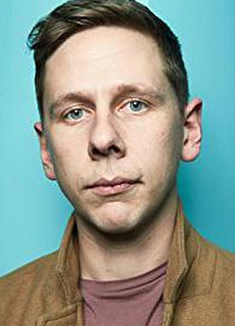 詹姆斯·伊莱斯 James Eeles