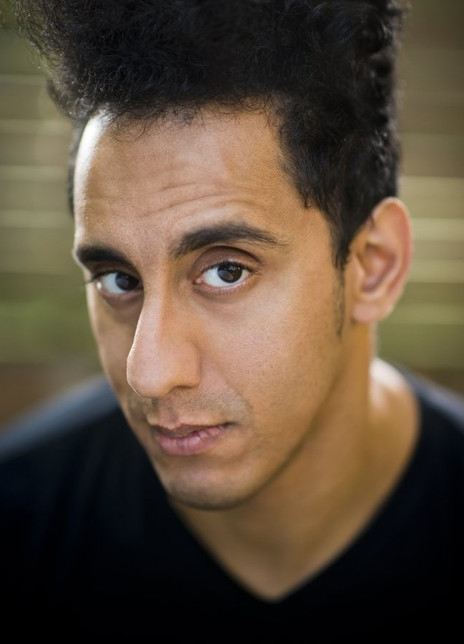 穆兹·卡汗 Muzz Khan