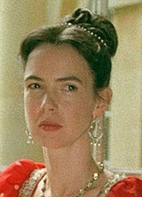 菲比·尼克尔斯 Phoebe Nicholls