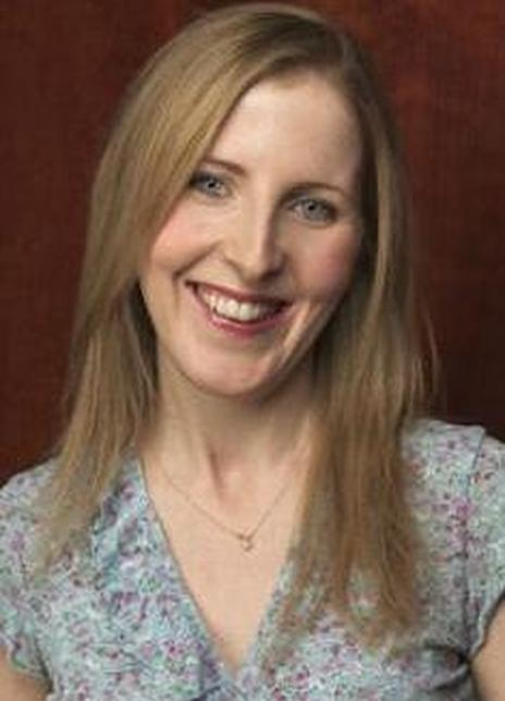 菲奈拉·伍尔德 Fenella Woolgar Nelly