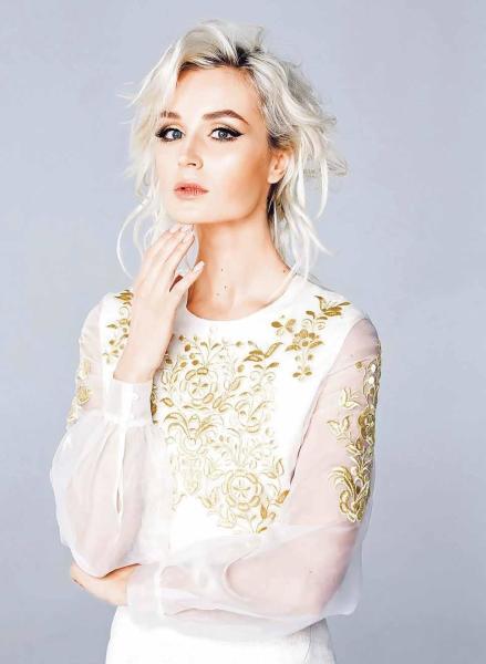 波琳娜·加加林娜 Polina Gagarina Полина Сергеевна Гагарина