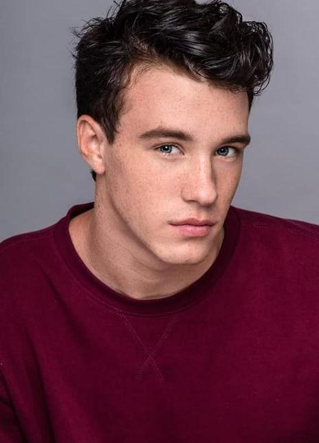 伊桑·克罗辛 Ethan Clossin