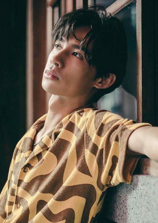 洪毓璟 Yu-Jing Hong  咚咚