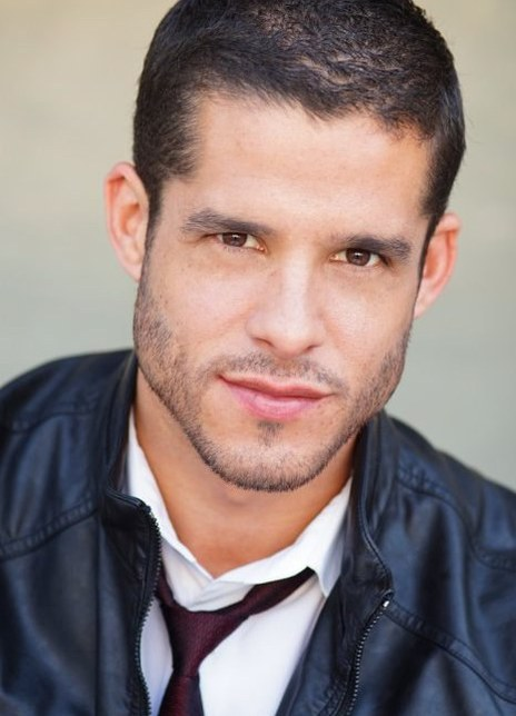 迈尔斯·加斯顿·维拉努瓦 Miles Gaston Villanueva