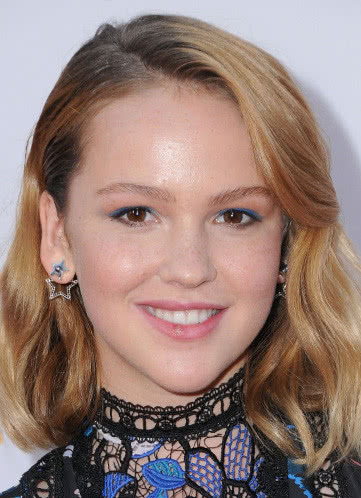 特丽莎·贝特曼 Talitha Bateman Talitha Eliana Bateman