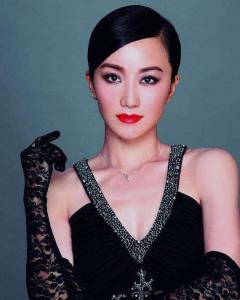 王亚梅 王紫琪 Wang Yame