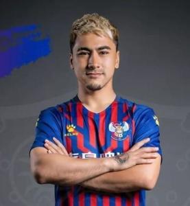 巴力 Bari Muhammateli بارى مۇھەممەتىلى