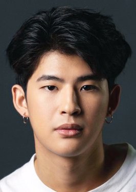 帕金·坤纳阿努威 Mark Pakin Kunaanuwit