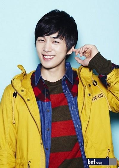 李现填 李贤镇 이현진  Lee Hyun Jin