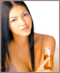 虹萱 Rosemary Vandenbroucke