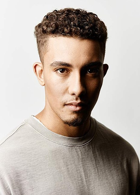 安东·辛普森-泰迪 Anton Simpson-Tidy