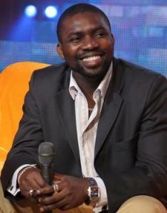 郝歌 伊曼纽尔·乌维苏 Uwechue Emmanuel