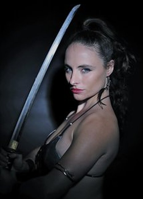 塞西莉·费伊 Cecily Fay