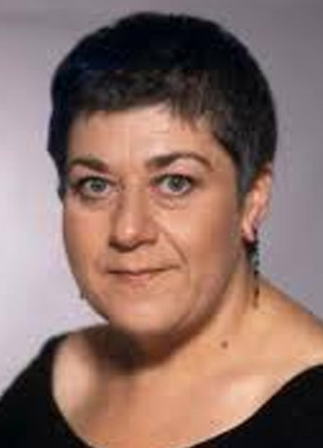 塞拉·耶尔马兹 Serra Yilmaz