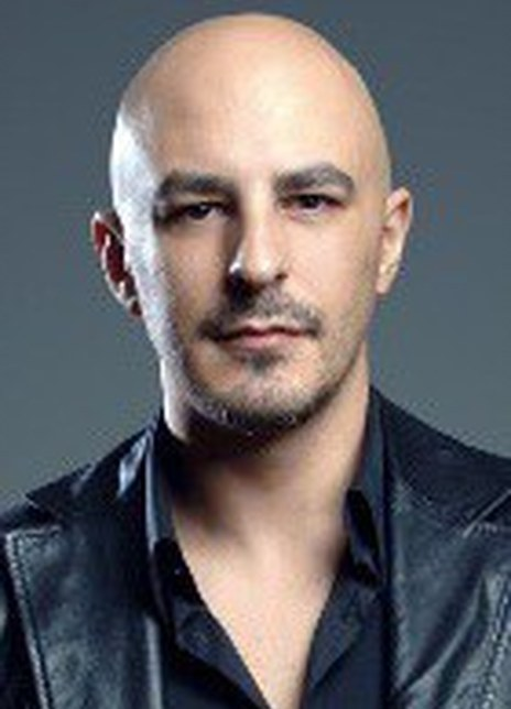 罗伯托·阿拉莫 Roberto Álamo