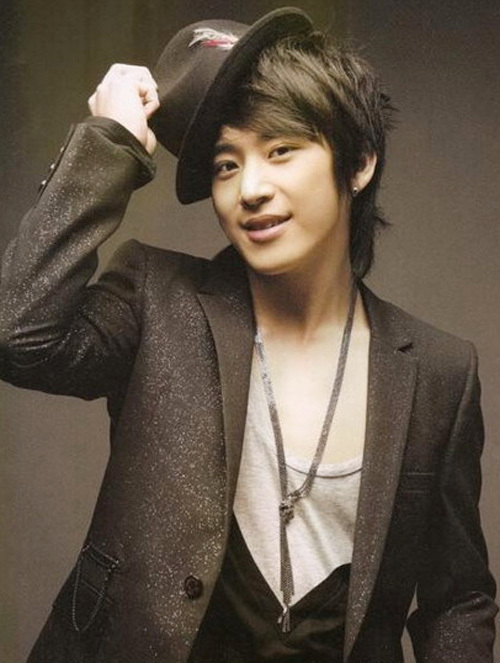 李莞 Lee Wan 金亨洙 이완 김형수