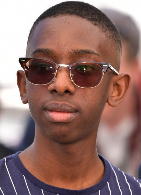 阿尔-哈桑·利 Al-Hassan Ly 阿尔-哈桑·利 Al-Hassan Ly