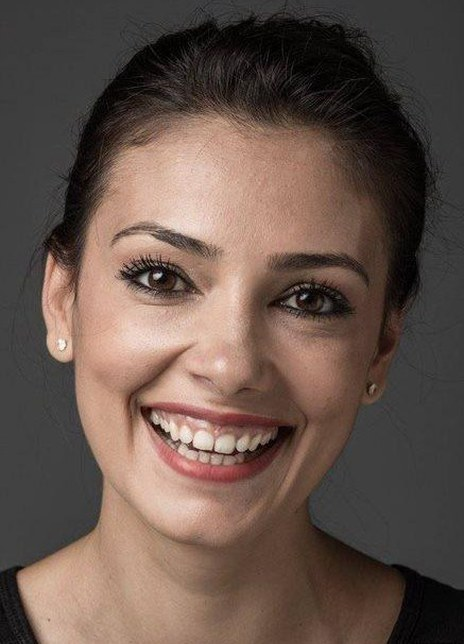 尤利娅·迪斯 Iulia Verdes