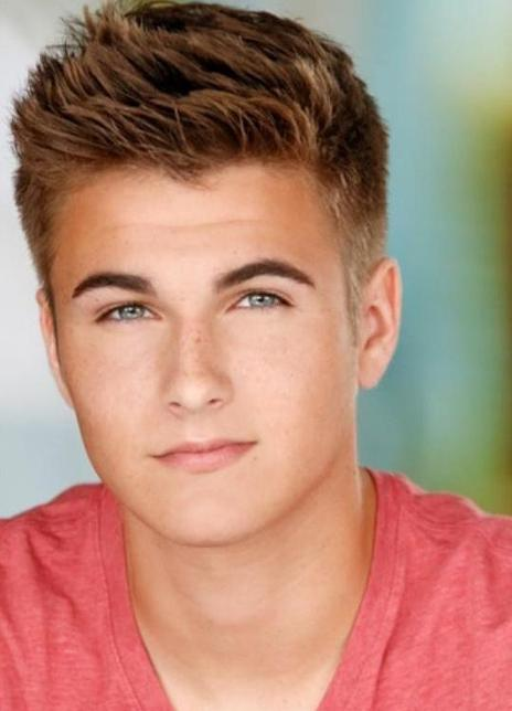 埃文·卡斯特罗 Evan Castelloe