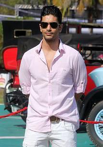 安加德·贝迪 Angad Bedi