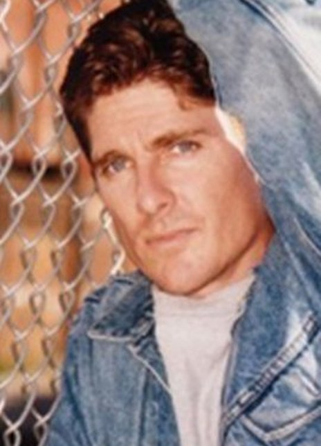 迈克尔·C·皮尔斯 Michael C. Pierce