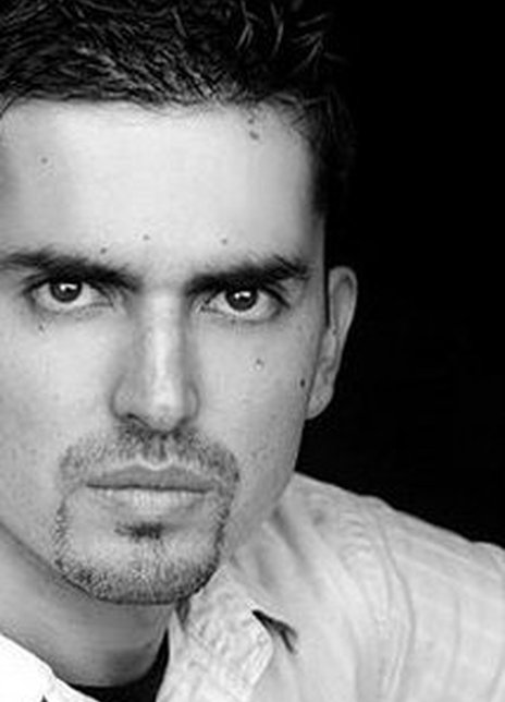 丹尼尔·费罗 Daniel Ferro