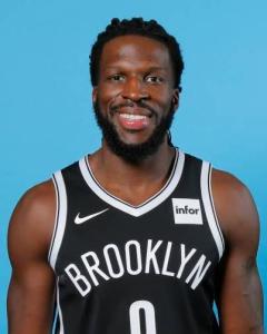 德马雷·卡罗尔 DeMarre Carroll