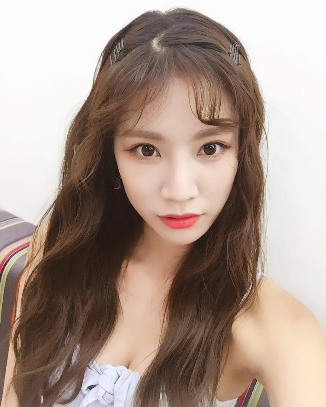 田庾理 全侑莉 田律 전유리 Jeon Yoo Ri