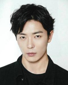 金材昱 Kim Jae Wook ；Kim Jaeuck 김재욱