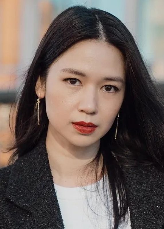 劳拉·巴苏基 Laura Basuki