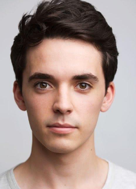 约书亚·阿克赫斯特 Joshua Akehurst