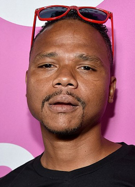 德·安德雷·邦斯 De aundre Bonds De Aundre Bonds