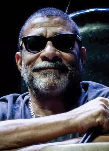 伦尼·卡斯特罗 Lenny Castro