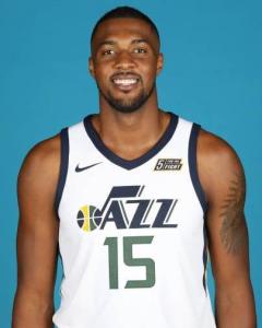 德里克·费沃斯 Derrick Favors