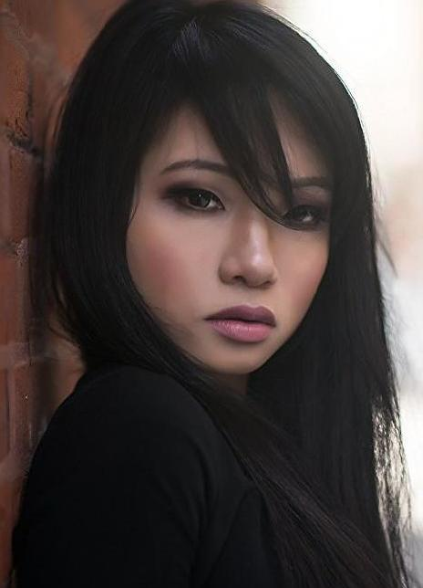 詹妮弗·董 Jennifer Dong