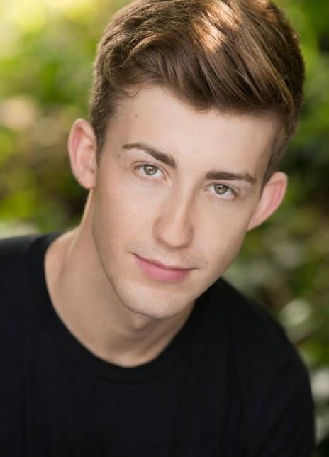 詹姆斯·伯克里 James Berkery