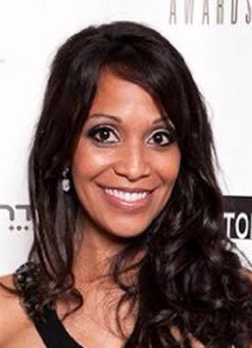 露西娅·沃尔特斯 Lucia Walters