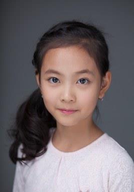 闵艺智 Ye-ji Min 민예지