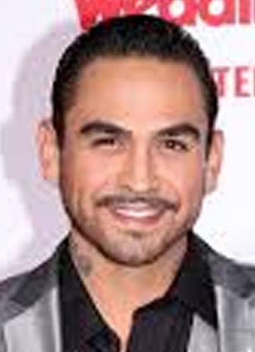 安东尼·L·费尔南德斯 Anthony L. Fernandez