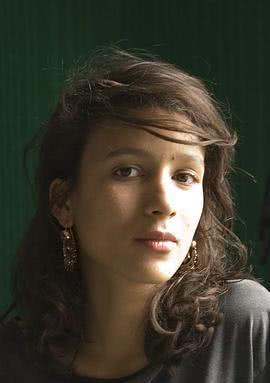 玛缇·迪欧普 Mati Diop  玛蒂·迪奥普