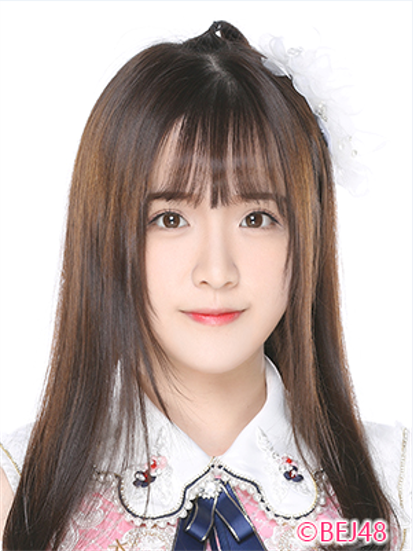 周洁艺 树下 树树 麻雀