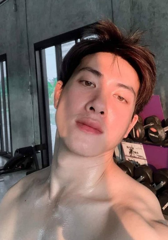 缇欧·提英纳潘·坦维 Thor Thinnaphan Tantui โต๋ ทินพันธ์ ตันตุ้ย